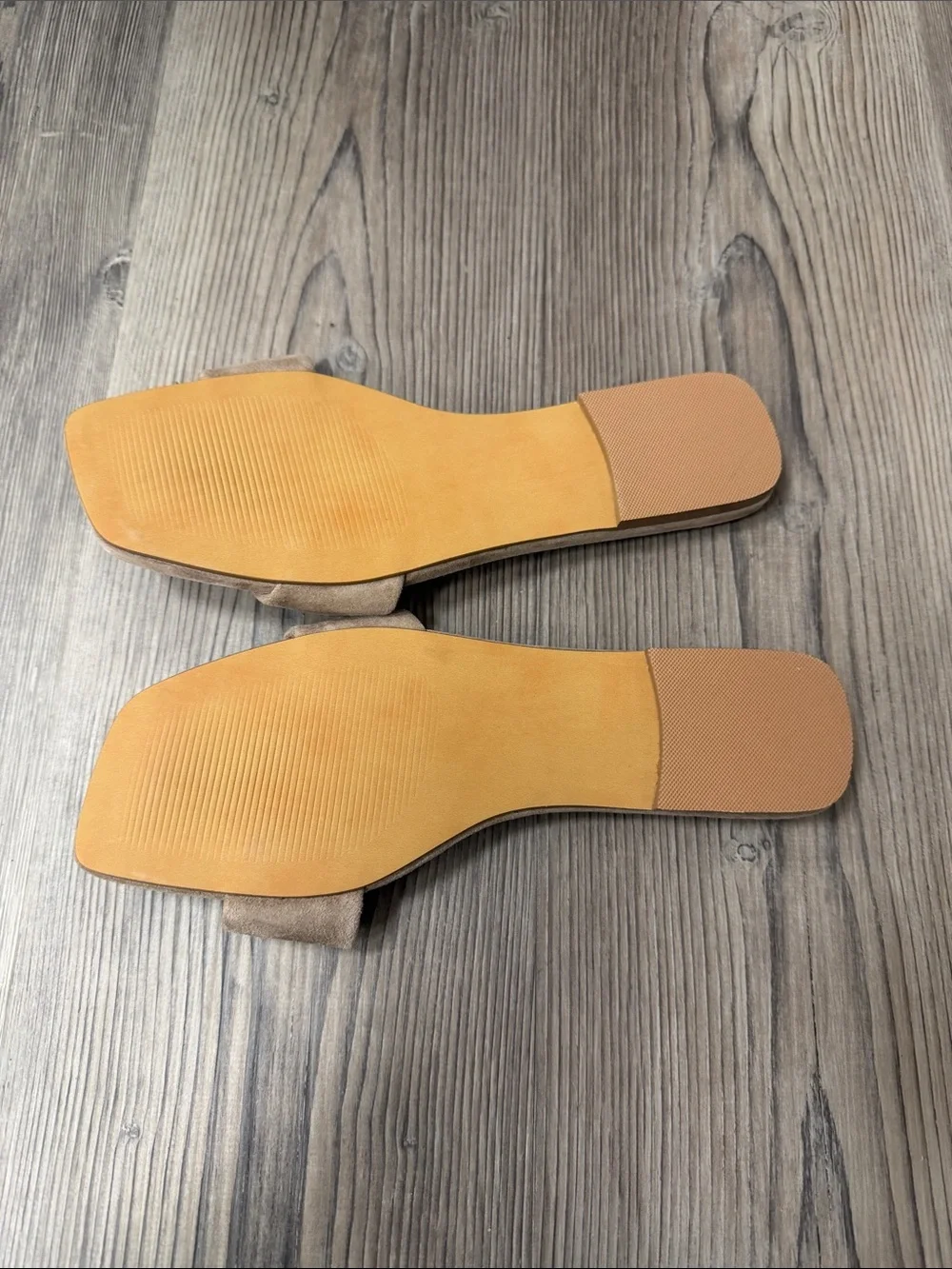 Steve Madden minimalist slide